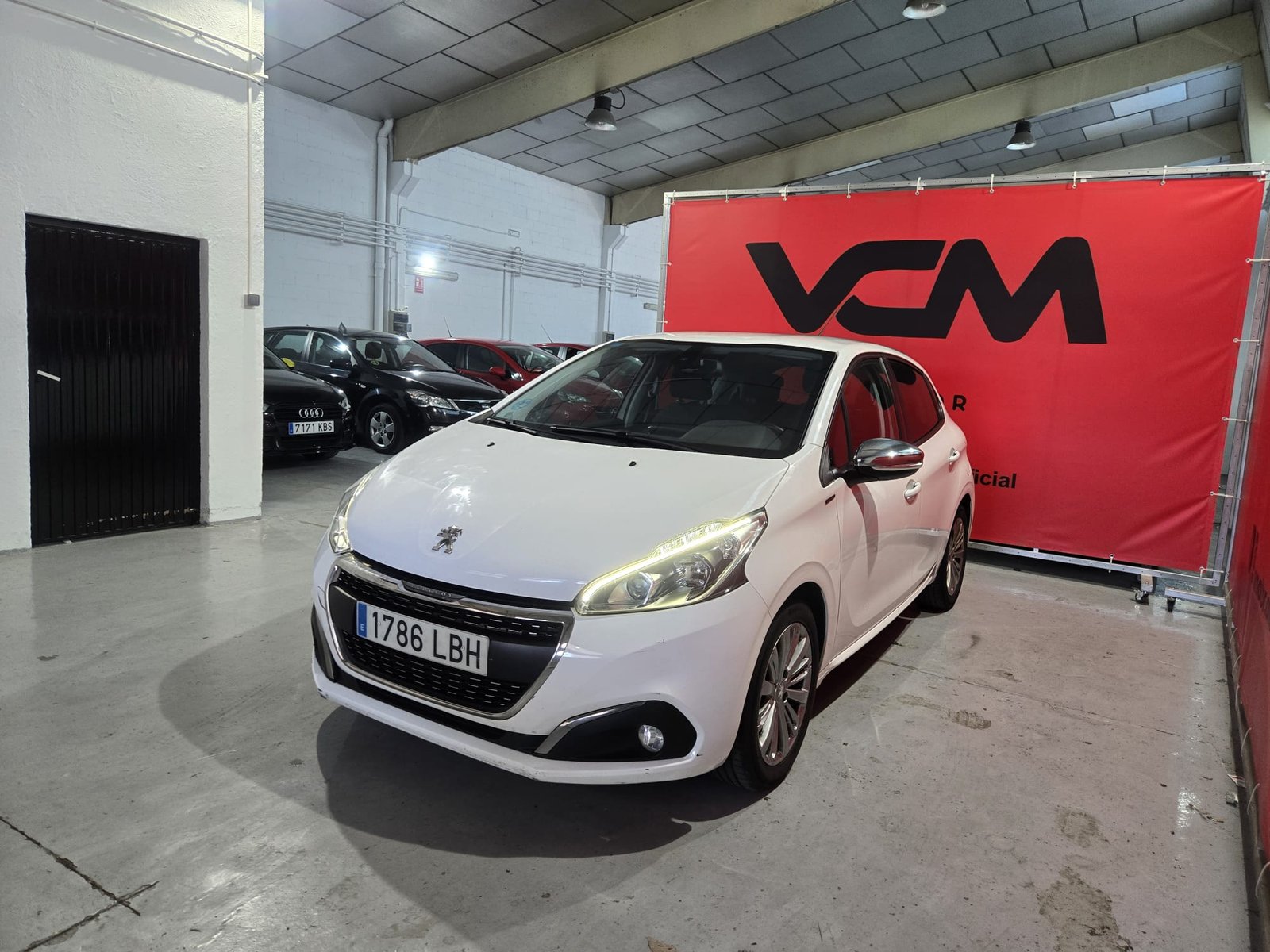 PEUGEOT 208 ACTIVE BlueHDi vcmmotor
